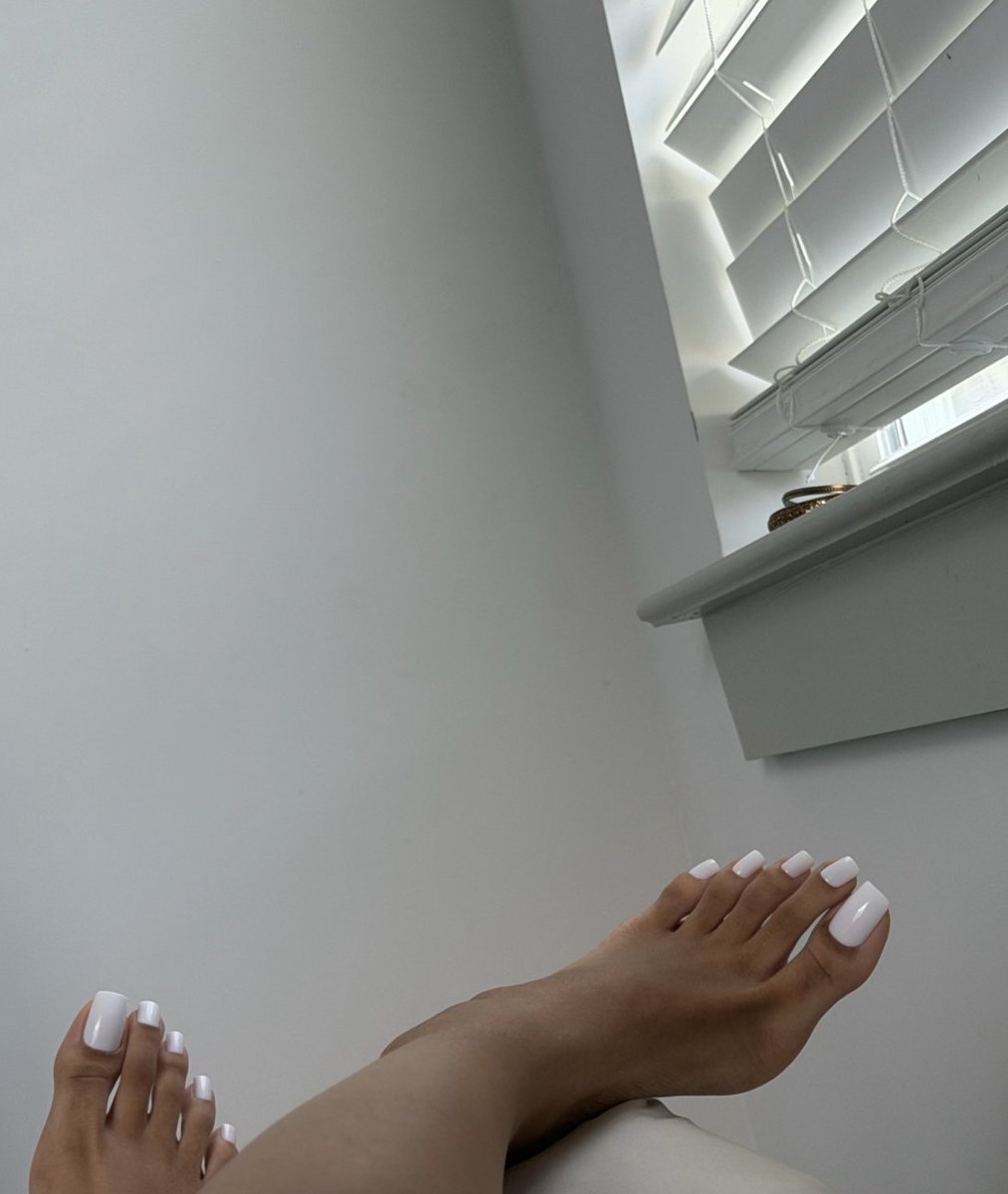 selmadom3's tweet photo. j'enfonce tout dans ta bouche de sous merde ? 🚮
#soumis #moneyslave #findom #domina https://t.co/3p2ayC0f3O