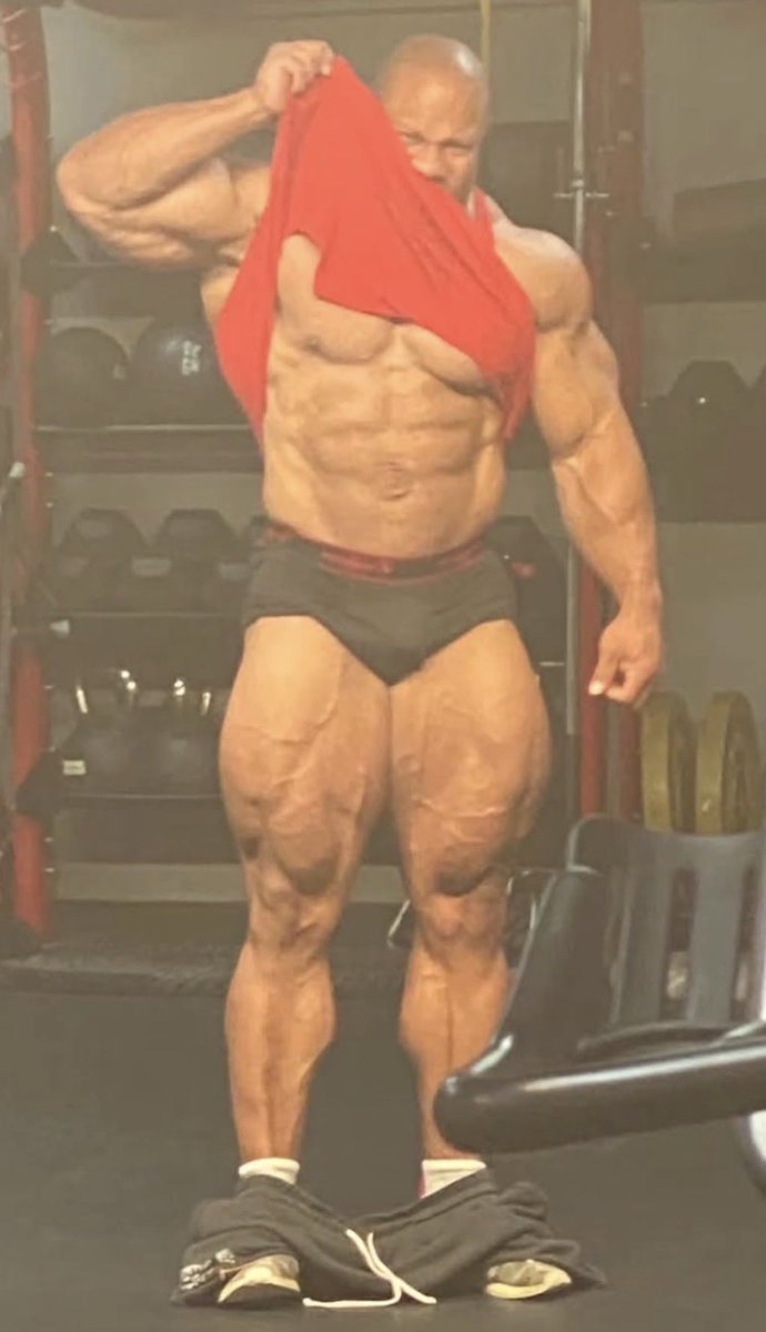 BBSchizo777's tweet photo. Phil Heath update.. wtf man https://t.co/8YOWRRS43h
