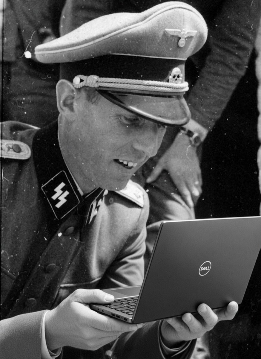 treblinkabreeze's tweet photo. Dude it’s a Dell https://t.co/vdVhCrmcO5