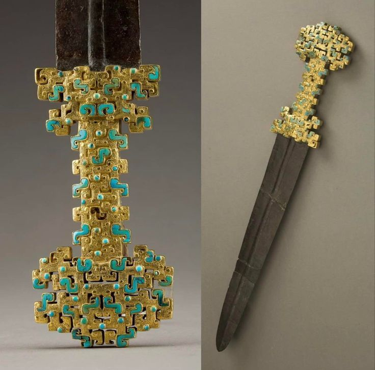LeoDaVinciWave's tweet photo. This ancient Chinese short sword dates back to the Spring and Autumn Period (770–476 BCE) and was excavated in Baoji, Shaanxi. https://t.co/U3I14pDNy2