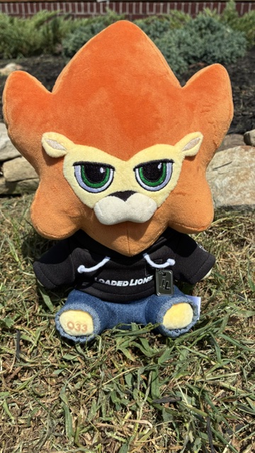 sab9395's tweet photo. A good day to touch some grass⚔️🦁❤️. @LoadedLions_CDC #LoadedLions #Cronos #NFT #CROFam #LionFam #Cryptocom #FFTB solana:7kN5FQMD8ja4bzysEgc5FXmryKd6gCgjiWnhksjHCFb3 https://t.co/Jgxwn79VM4