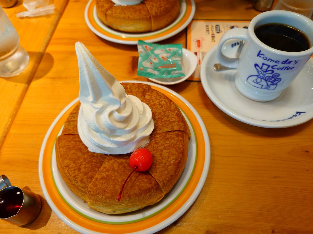 aooi_99's tweet photo. シロノワール＆コーヒー☕️

#コメダ珈琲 https://t.co/WfueoMrbVe