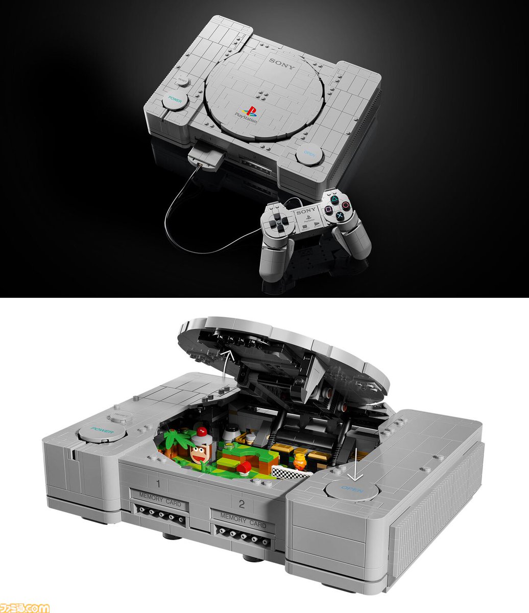 famitsu's tweet photo. レゴブロックで初代プレステを再現
https://t.co/xCxBqmeBFF

電源ボタンも押せるしコントローラーも挿せる『レゴ PlayStation』が10月4日発売。中を開けると『グランツーリスモ』のコースや『サルゲッチュ』のジオラマが入っている。 https://t.co/nHTAOvlI8M