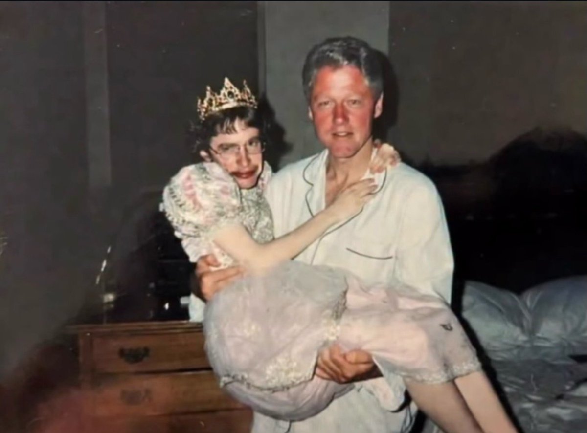 uncensored__S's tweet photo. New Photos from the Epstein Files https://t.co/nuCRsKMEcz