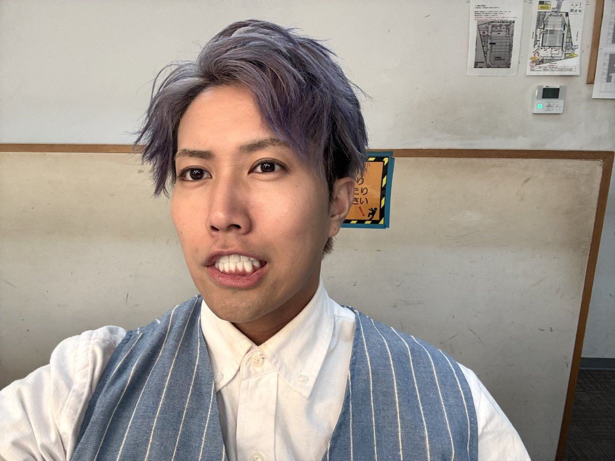 kento_hayata's tweet photo. #コトバノコトバ　
自分にとって初の舞台でした！
夜公演では昼公演より表現の幅が出せたかなと、、！笑

4日と6日の残り4公演も
ステイの背負うコトバと向き合います🔥

観に来て頂いた皆さんありがとうございました！ https://t.co/qkeqhpDC0L