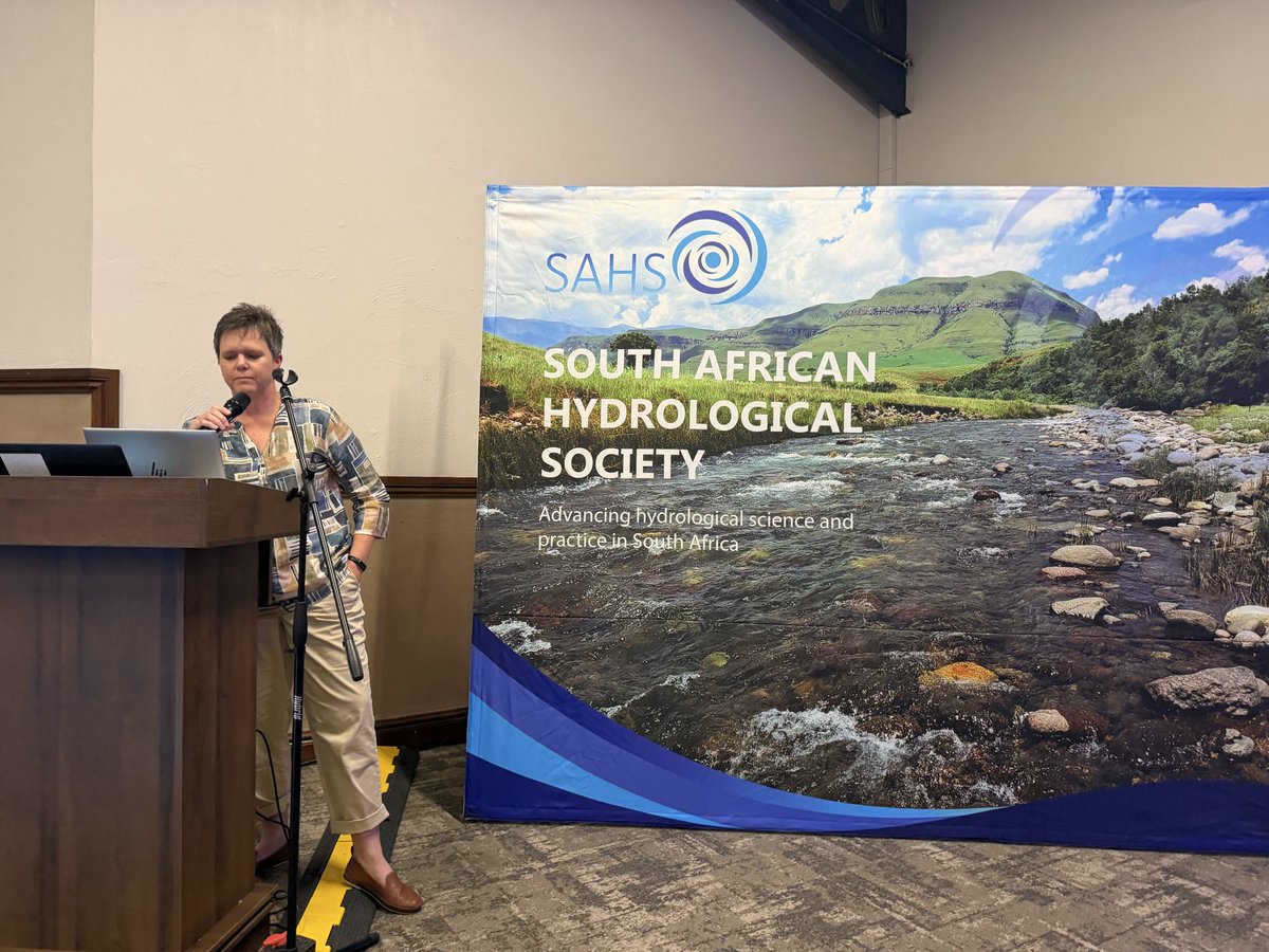 SAHydroSoc's tweet photo. Closing ceremony of #SAHS2026 💧

Dr Michele Toucher talks about the way forward for SAHS. 

Please take the post-conference survey so that we know how to improve in future 🍃🙂 https://t.co/zeqD9Tjpjz