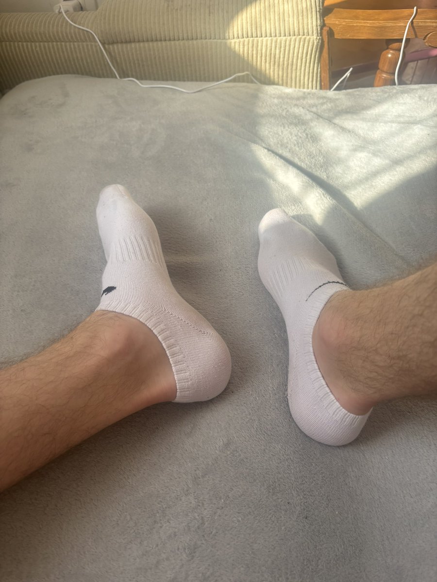 footmasterhun's tweet photo. Heeey😈🧦👃👅 https://t.co/vRyhwYlxQz