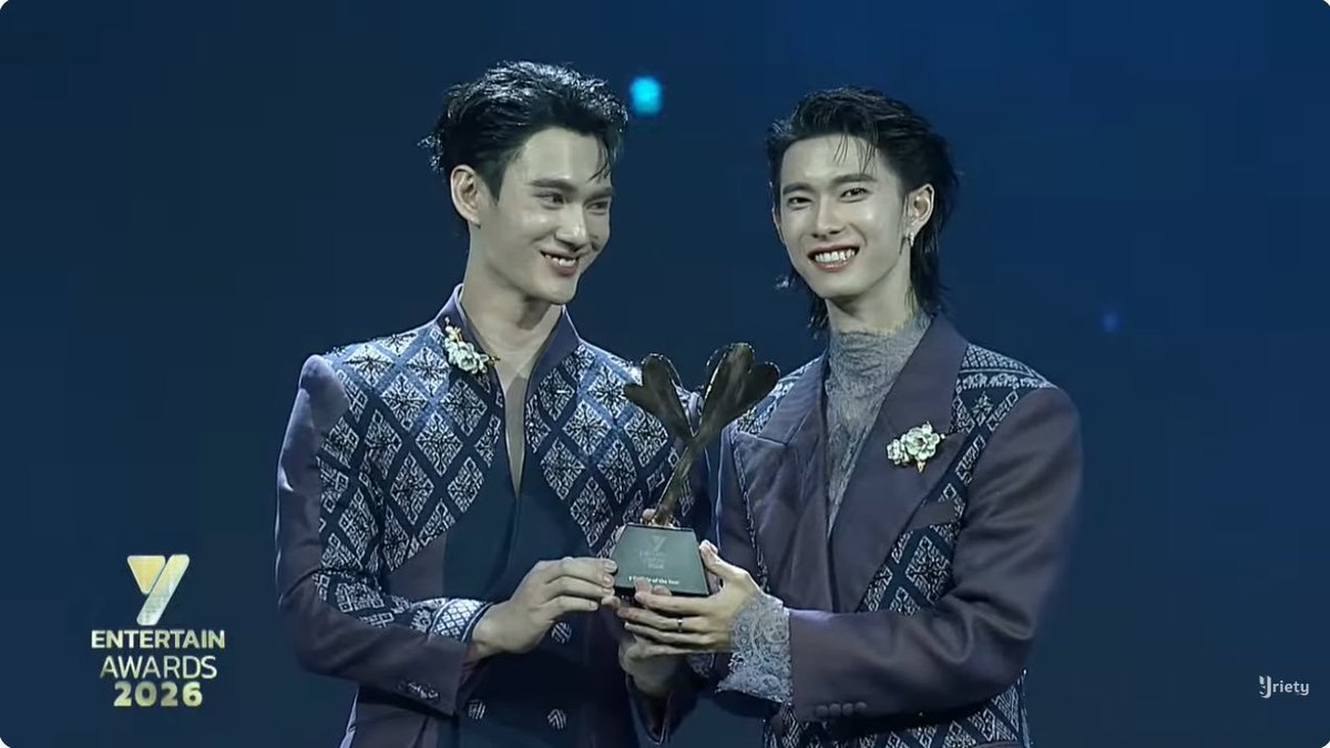 PoohPavel_TH's tweet photo. 🏆 ขอแสดงความยินดีกับ "พูห์-พาเวล" ที่ได้รับรางวัล Y Couple of the Year (คู่จิ้นฟินเวอร์แห่งปี)  

จากเวที YentertainAwards2026  ในครั้งนี้ด้วยค่ะ👏🏻

YRIETY AWDS26 POOHPAVEL

#YentertainAwards2026xPoohPavel #YentertainAwards2026 #PoohPavel https://t.co/z4kKOx10em