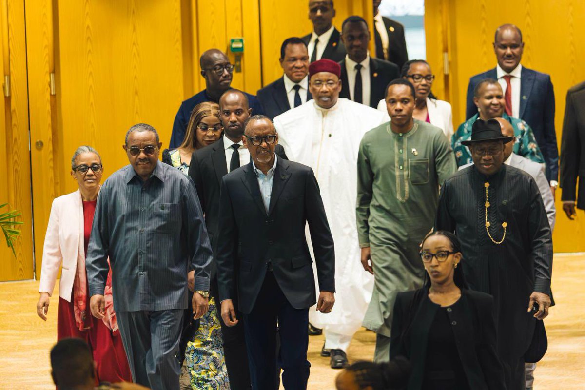 TheAGRF's tweet photo. The Presidential Summit at the #AFSForum2026 is currently ongoing and H.E. Paul Kagame, President of the Republic of Rwanda is engaging with young people from across Africa.

Always a pleasure to see this intergenerational dialogue taking place and envisioning the lessons our youth learn about transforming their continent.

Listen in live via these live stream links: https://t.co/QD4HMSyt8x