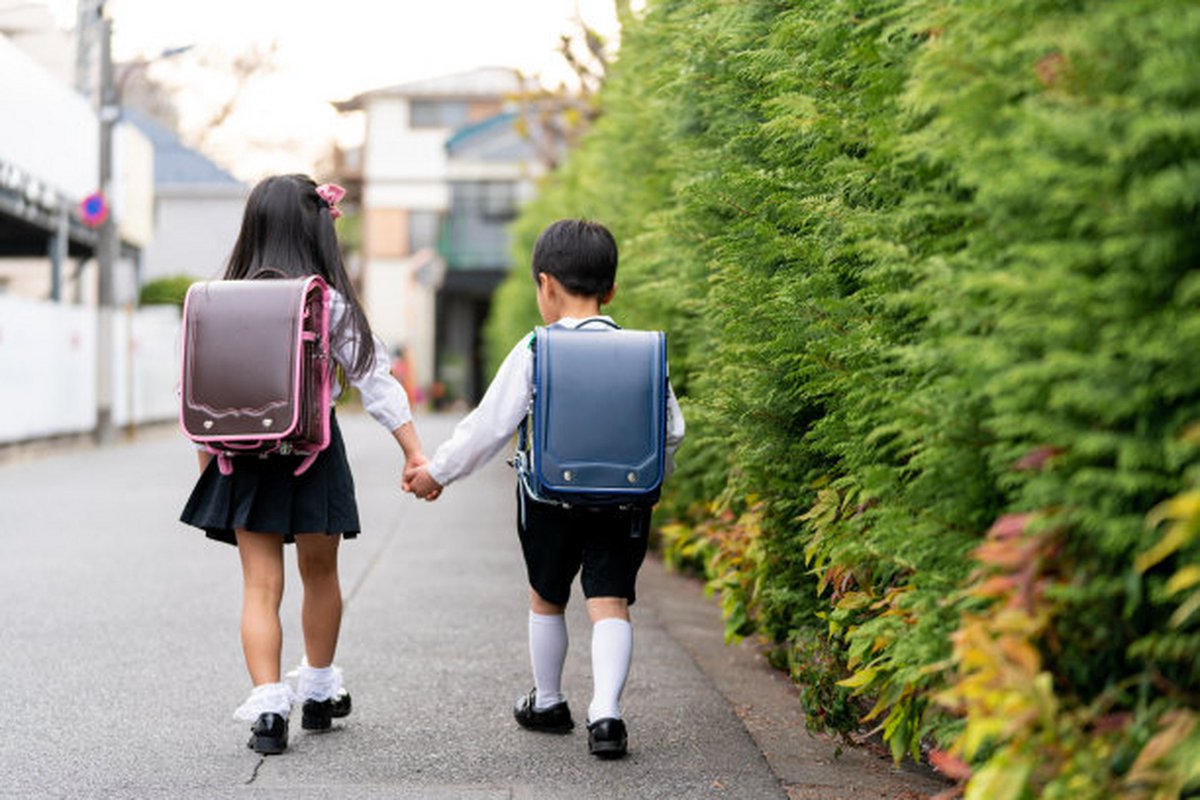 BlakelyFindacu's tweet photo. Nuevo semestre empieza! 7 días para preparar cuadernos, mochila y muchas ganas de aprender. Que sea un genial curso para todos!， https://t.co/TVop8Hd1tk