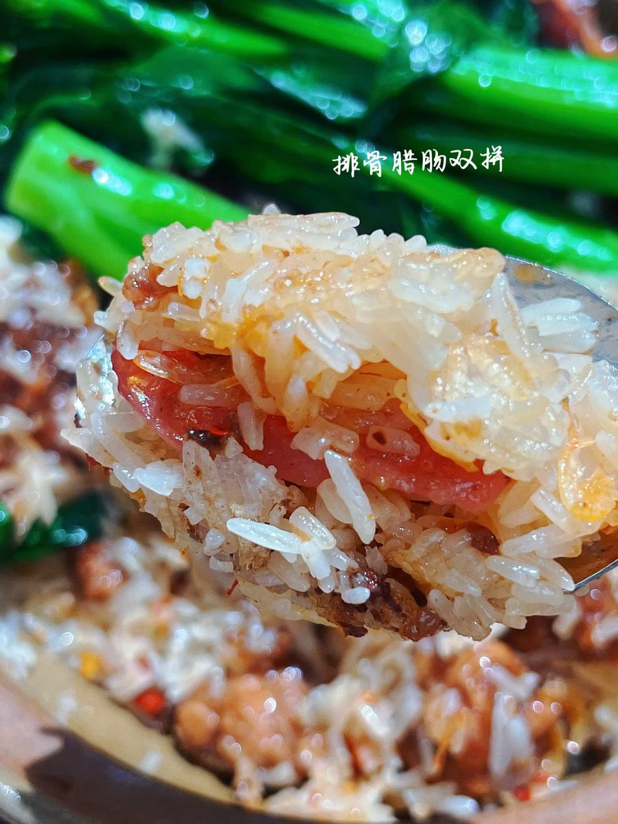 AllureLe's tweet photo. 📍民记煲仔饭
一煲入魂，锅巴是灵魂。
广州夜晚的正确打开方式，
民记，掂！ https://t.co/8DUiFkVify