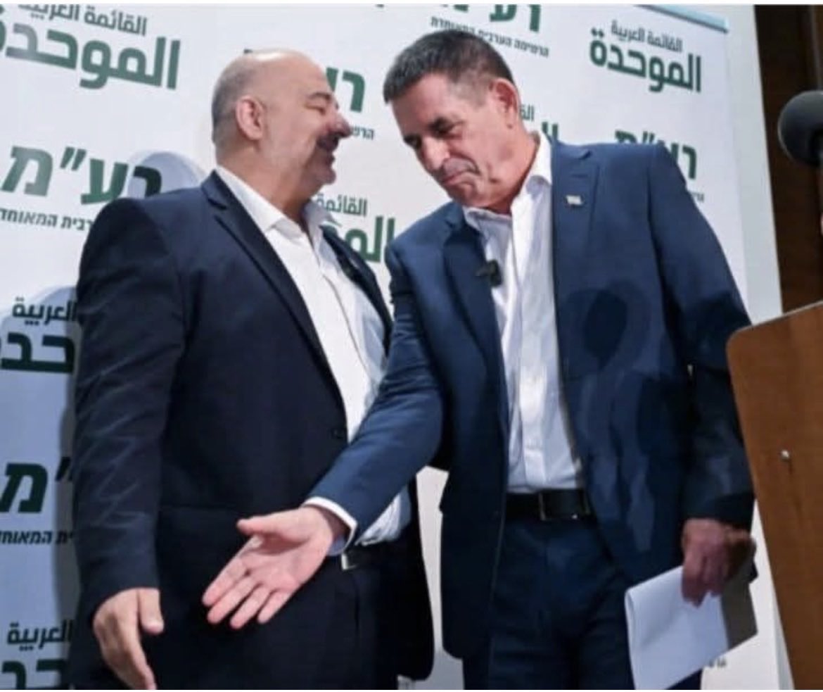 DrorKapah's tweet photo. הסכסוך היהודי-ערבי בתמונה אחת: https://t.co/DiohWrtnXa