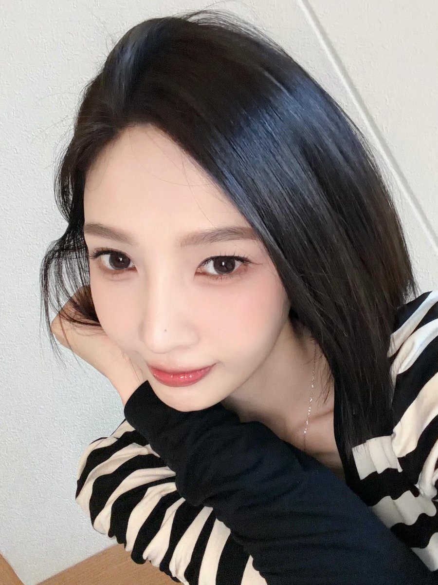 rvelites's tweet photo. 260903 _imyour_joy 💚

https://t.co/IGFapCMzeG

#HelloToJOYs30s
#바람결을_타는_파도같은_조이생일
FOR MORE JOYFUL SUMMERS

#JOY #조이 https://t.co/lYIBBFUFiH
