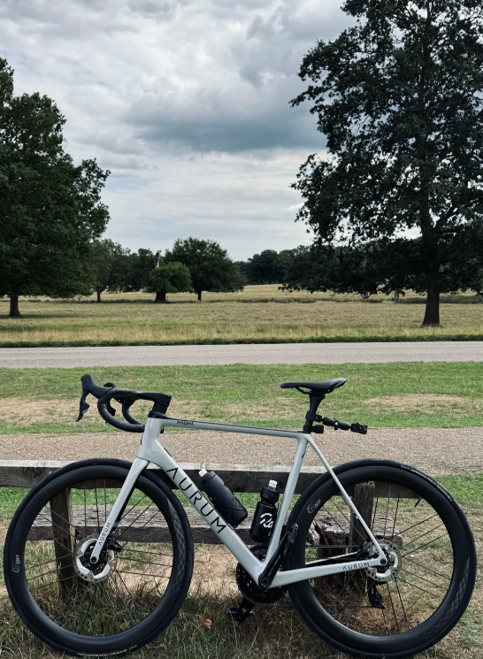 Carissa97136271's tweet photo. Feel the freedom in the gentle caress of the wind and release your passion in the sunshine. Whether it is the joy of city streets or the tranquility of country roads, every pedal stroke brings me closer to my dream. Cycling is not just a sport, it is also a way of life https://t.co/42flFrT4k9