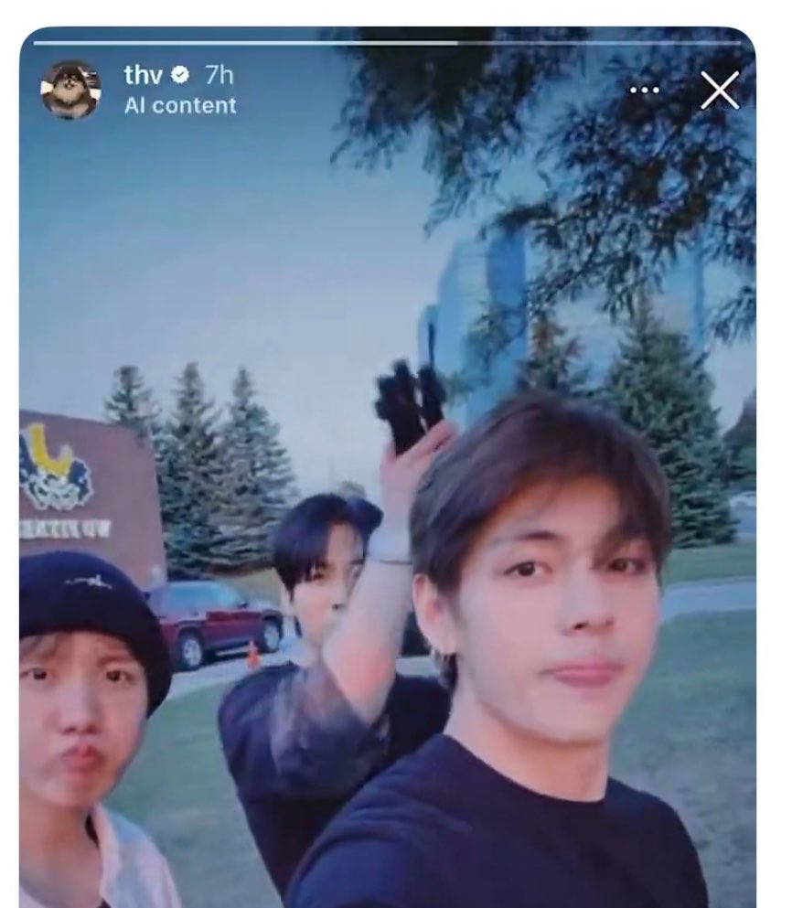 cocojm_0t7's tweet photo. They can’t even make a decent edit im crying 😭 https://t.co/LabGBPp5mc