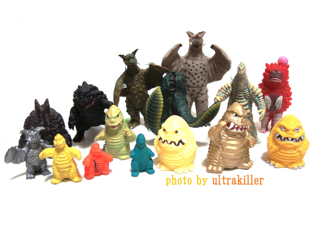 「ウルトラマン」ウルトラ怪獣カード９・マグラ（中古・当時モノ） ウルトラマン」ウルトラ怪獣カード9・マグラ（中古・当時モノ） 1990