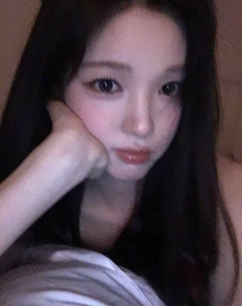 myh4r's tweet photo. 260903 위버스 포스트 #유하

잘쟈 https://t.co/RDsmN97JSc