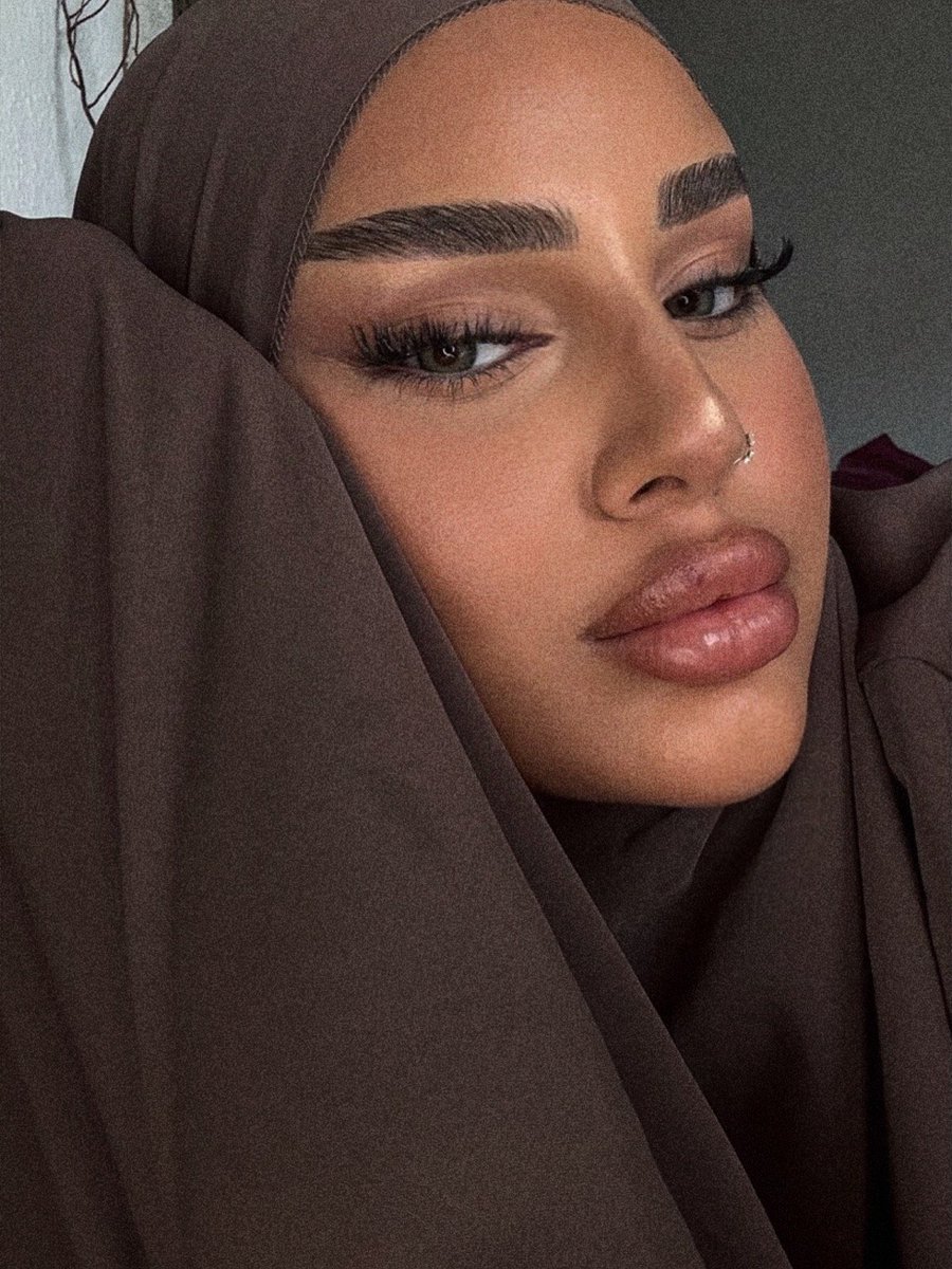 chiquitabyte7's tweet photo. دبي 🇦🇪
#bubai 🙇‍♀️
العين ☎️
#abuDhabi
#sharjah 🍀
#Al_ain
أبو ظبي 🧚🏼‍♀️
#ajman              https://t.co/x5yv0fqaDh
💋🇦🇪🇦🇪           https://t.co/SonWe4mW6U https://t.co/Vpceqoh5Qp