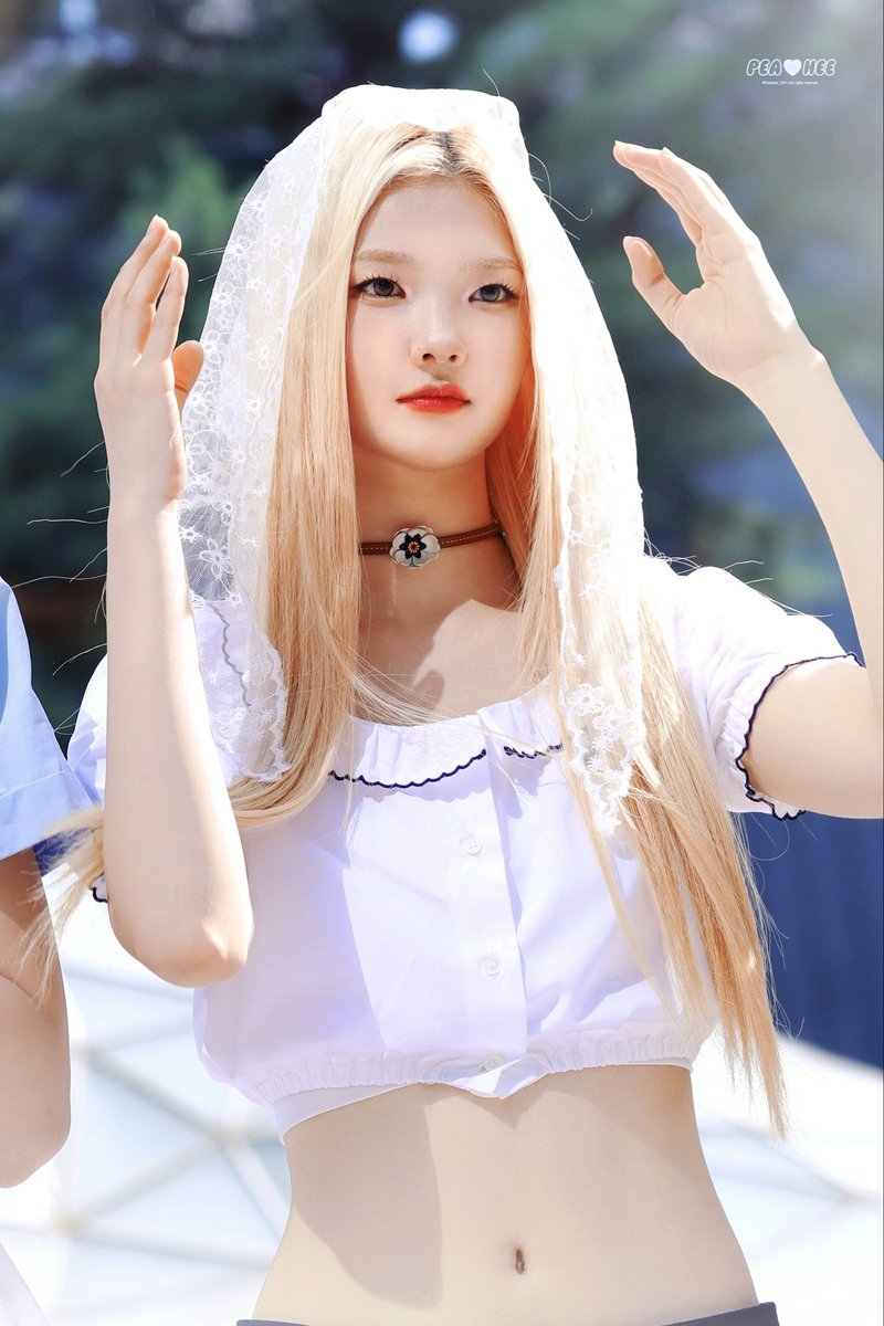 Peachee_1011's tweet photo. 260903
#서희 #SEOHEE #튜이드 #TUIDE https://t.co/7VIm0Wbeud