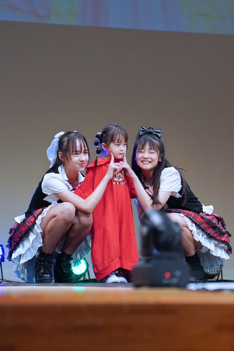 mats_mats_mats's tweet photo. 2026.8.16
ドーンセンター
第15回 #大阪キッズコレクション

MuumiiRitaステージ
左＝#あいぽん
右＝#しおりん https://t.co/q1W4cHw3TD