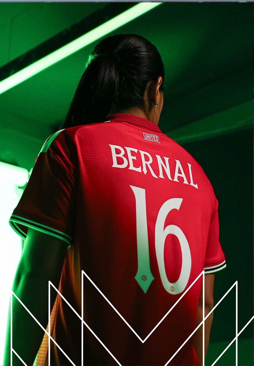 artemisa_laura's tweet photo. ¡Es tiempo de las mujeres! 👏🏻🇲🇽 El talento mexicano sigue rompiendo fronteras. 

@rebecabr97 hace historia al convertirse en la primera futbolista mexicana ⚽ en llegar a la Women’s Super League de Inglaterra, para defender los colores del Manchester United.

Su disciplina, constancia y talento son ejemplo para las nuevas generaciones. 

¡Mucho éxito en este nuevo reto! 👏🏼