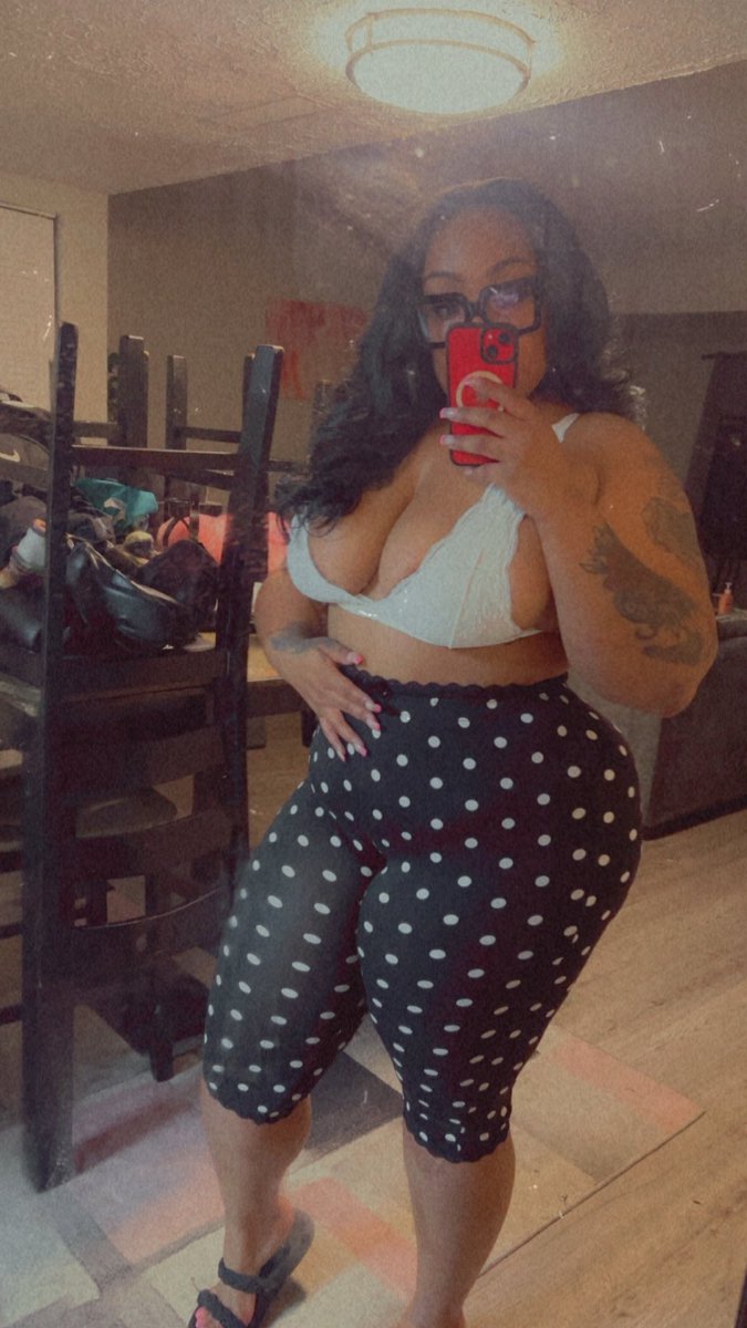 xxBrwnSugaa's tweet photo. big mama 🥰 https://t.co/30QBF8OLuE
