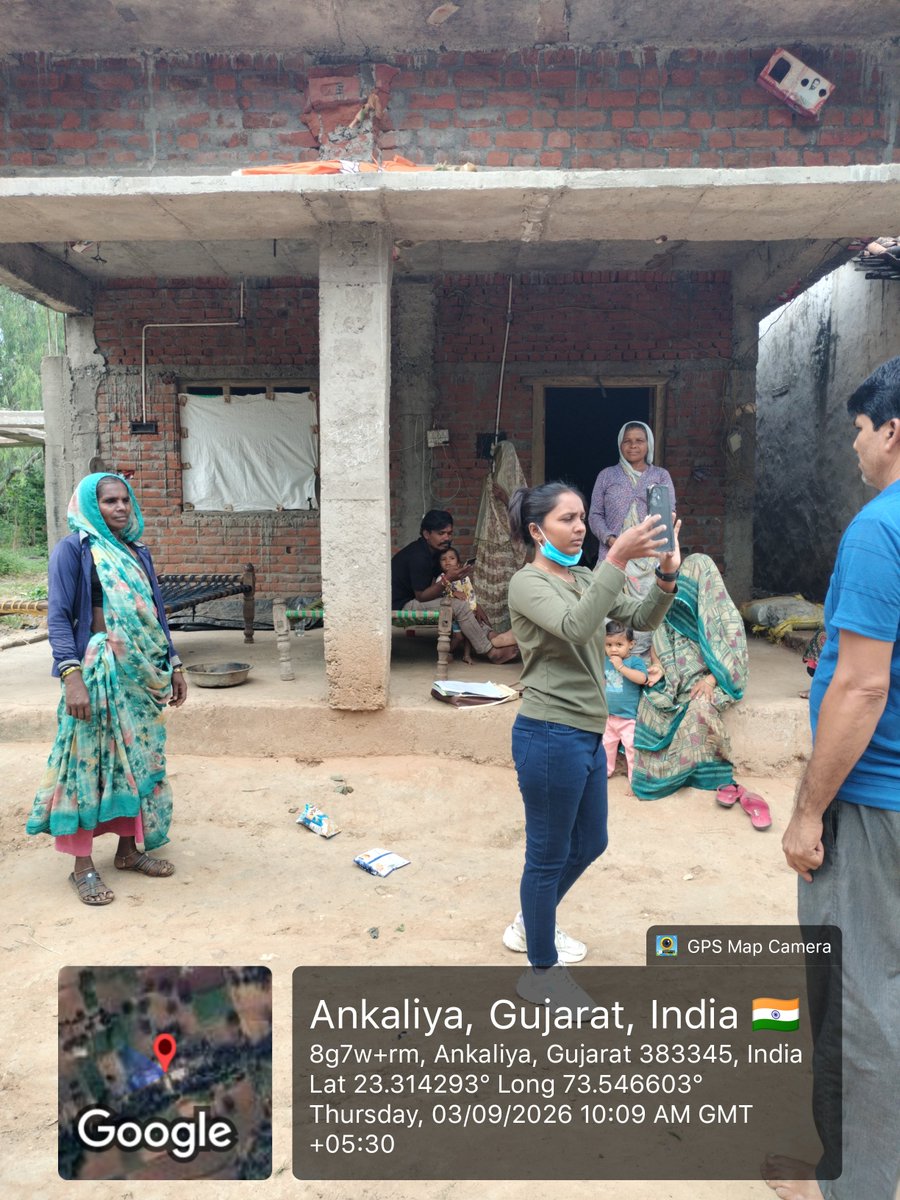 choambiya's tweet photo. PMJAY card Drive At Ankliya AAM Ambliya PHC jitpur https://t.co/c2zRV72Cu4