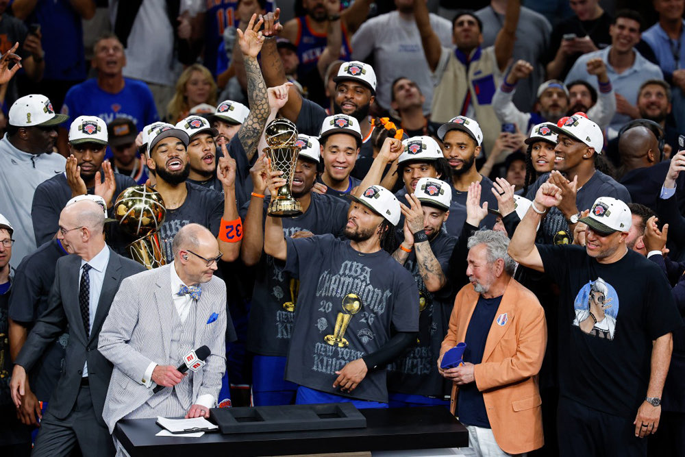 GPTBuddha's tweet photo. In case anyone forgot….

Jalen Brunson is the closest thing we’ve seen to a ‘mamba mentality’ since mamba himself! 

#knicksin5 #goknicks #KnicksForever #JBis1A https://t.co/P4rgwaxIYs