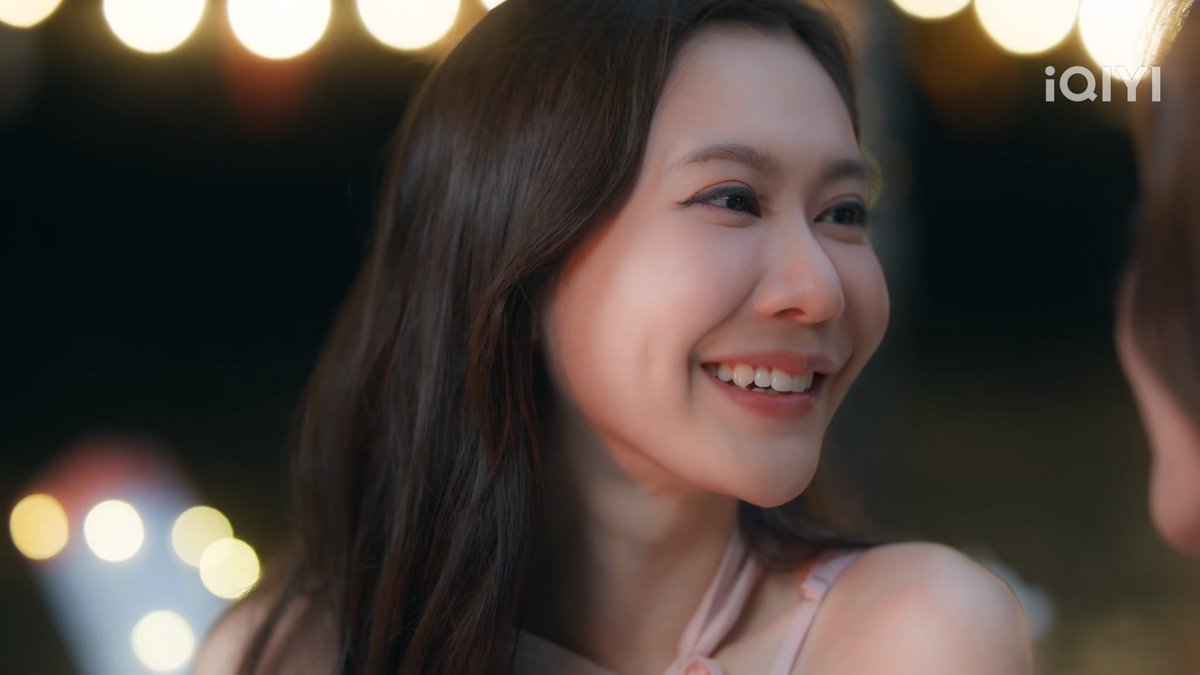 TrendFor_NNN's tweet photo. สวัสดีค่ะพี่ไฟน้องเพรา..

วันนี้มีความสุขใช่ไหมคะ
กำลังยิ้มอยู่หรือเปล่านะ

#โซ่รักอัคนี #4Elements
#น้ำหนึ่งเนย #NamneungNoey https://t.co/WdOZ7u2Mvb