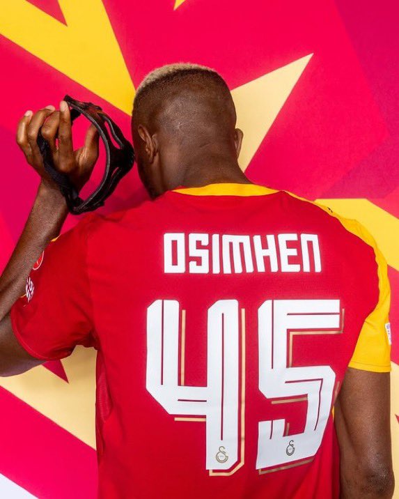 SLigiTR's tweet photo. Victor Osimhen 🦁

#UCL #Galatasaray https://t.co/W0cJTqN9sk