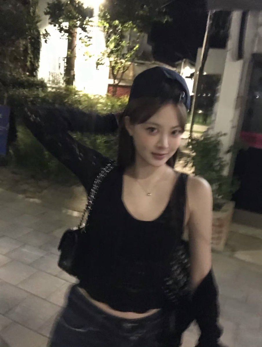 eunchechezz's tweet photo. 京セラ行くしか‼️
行く人〜❓❓教えて🥹🥹🥹🥹 https://t.co/s2XzTKyIKp