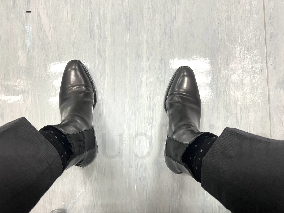 Briansuitman's tweet photo. 係公司Suitman群集嘅世界
從來只有弱肉強食

Chelsea boot 加黑色印花襪
The best horny scene ever
抽插���被抽插都用力d💦🍆 https://t.co/pWoPxElnWC
