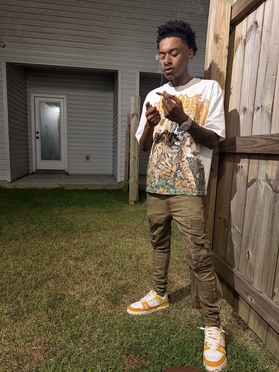 Notdyl__'s tweet photo. LongLiveⓂ️ https://t.co/Mbpo8Hekcg