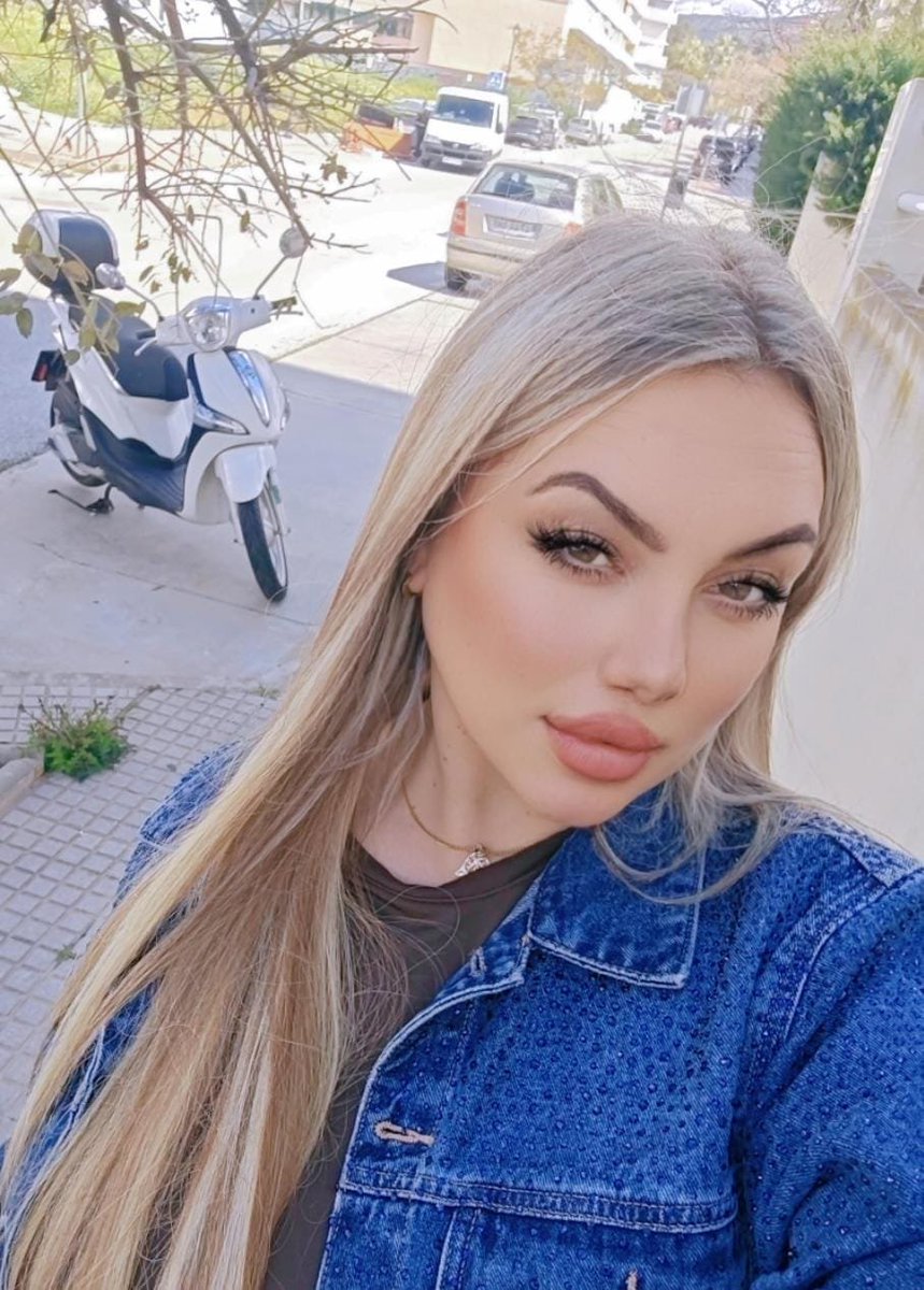 xGoddessDior's tweet photo. Your obsession https://t.co/NRF3JlviMi
