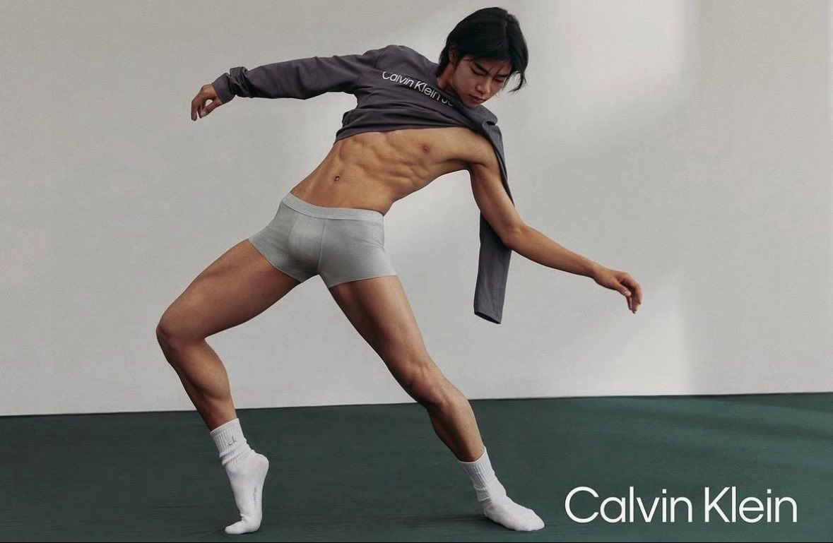 adpcloud's tweet photo. TARZZAN for Calvin Klein 2022 https://t.co/KOGhZVP7ZU