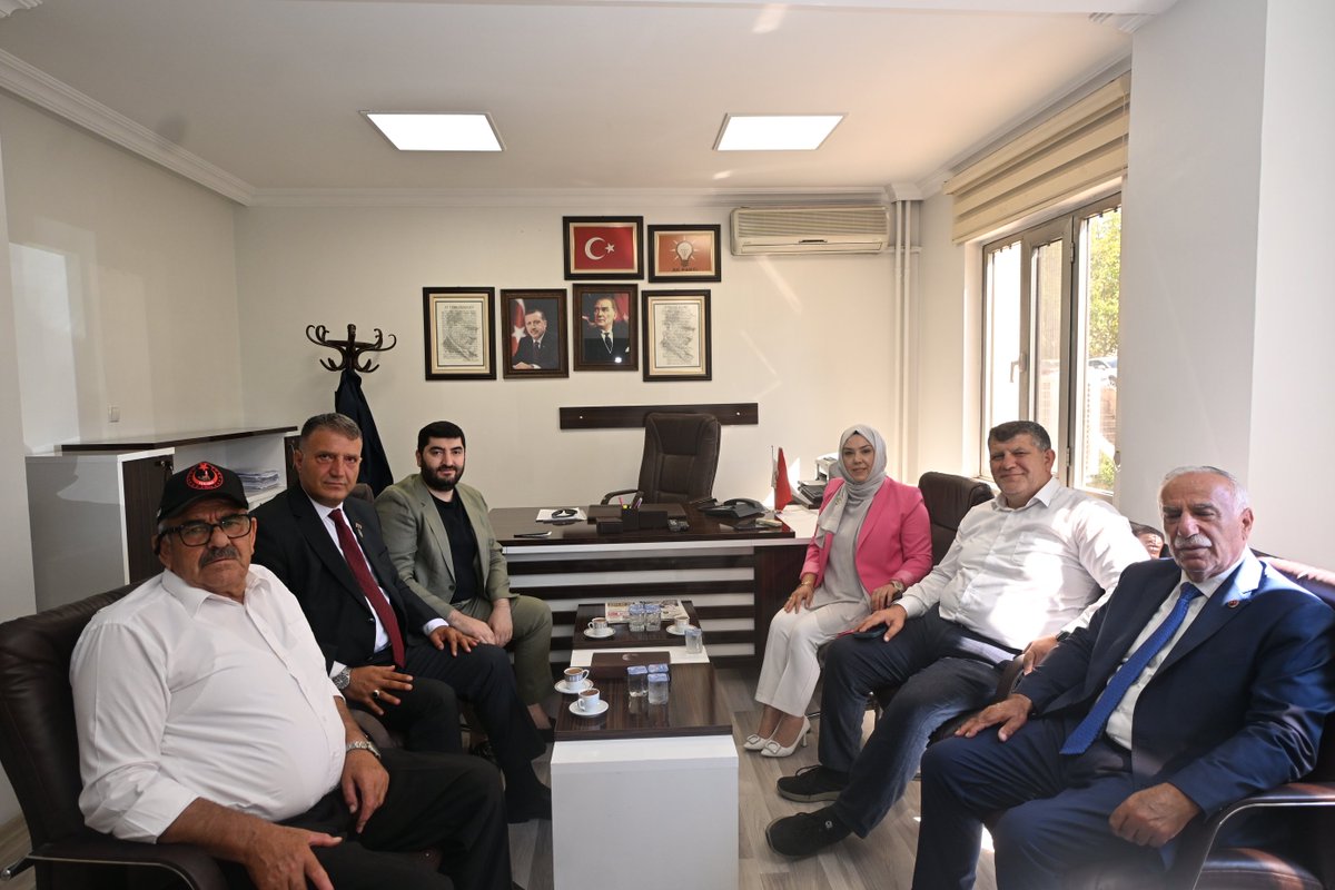 aketimesgut06's tweet photo. Türkiye Gaziler ve Şehit Aileleri Vakfı Etimesgut ve Sincan Başkanımız Gazi Alparslan Hüyük, Belediye Grup odamızı ziyaret etti.

Nazik ziyaretleri için kendilerine teşekkür ediyor, çalışmalarında kolaylıklar diliyoruz. https://t.co/rP1ICUHgvA
