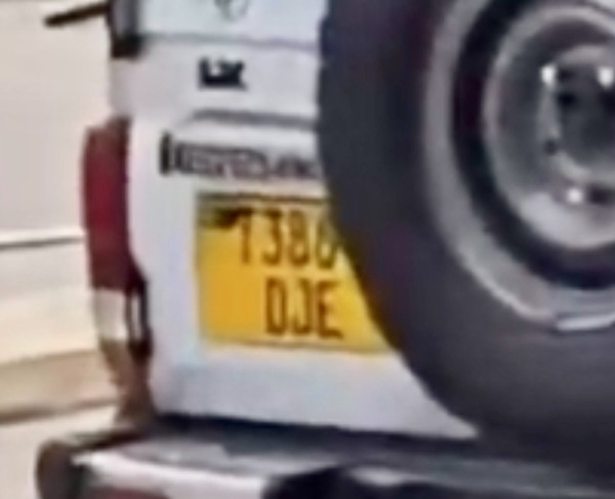 MariaSTsehai's tweet photo. #EnforcedDisappearances #Tanzania
This is what Samia Suluhu is doing with Tanzanians since 2021 - brazenly abducting even women off the streets! 
Probably aother fake plate number used on a Toyota Hard Top vehicle to abduct a woman in broad daylight in Dar es Salaam
Cc @WGEID @WorldBankAfrica @IMFAfrica @SFRCdems @SenateForeign @FCDOGovUK @commonwealthsec 

Gari la watekaji leo Dar es Salaam lifuatiliwe wapendwa! Na hao mafeminist waliokuwa wanamsifia Samia Suluhu waje huku sasa kumtetea mwanamke anatekwa mchana kweupe namna hii! 
@tanpol huu ni utekaji si ukamataji na mtawajibika kwa haya! #SamiaMustGo