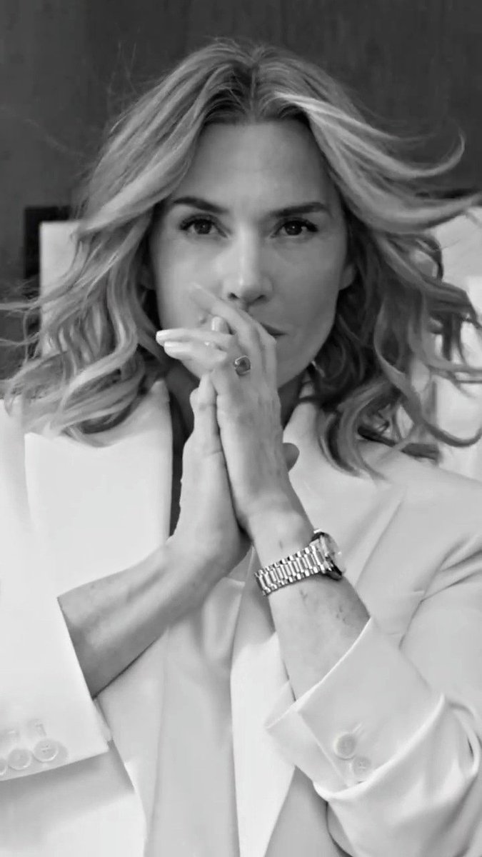 mrewinslet's tweet photo. Kate Winslet for Longines https://t.co/PGjUDbiDWn