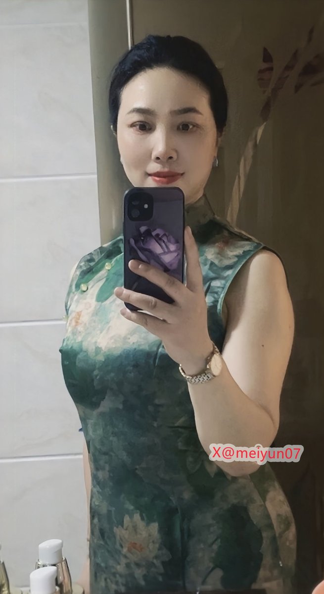 meiyun07's tweet photo. 浮绿摇曳，古典温婉；最美不过岁月沉淀下的从容。 https://t.co/3IwoRqsOmI