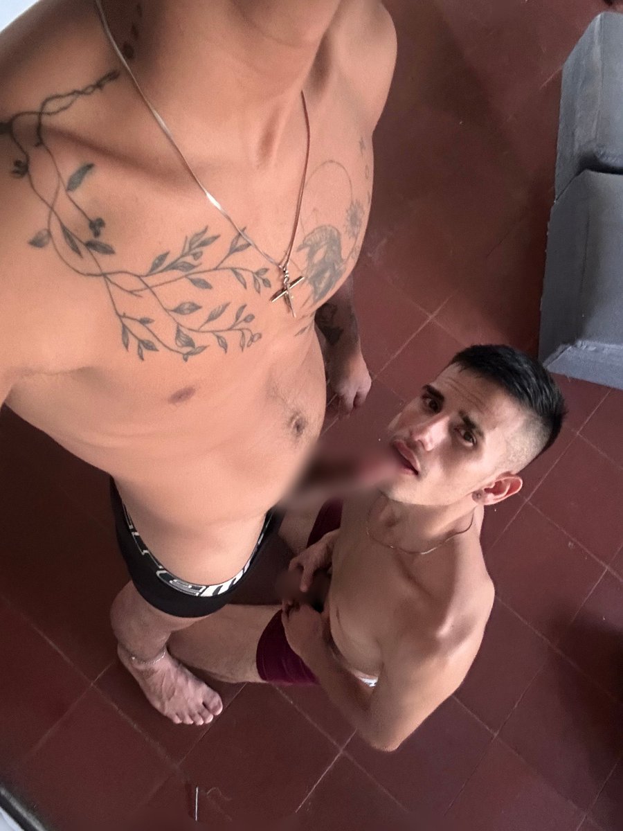 VisualMc4's tweet photo. Creo que aquí estaba haciendo algo que se me da muy bien, Quieres ver? 🤤💦

https://t.co/jk3oY5X7Bk https://t.co/ujVXuFUZQ9