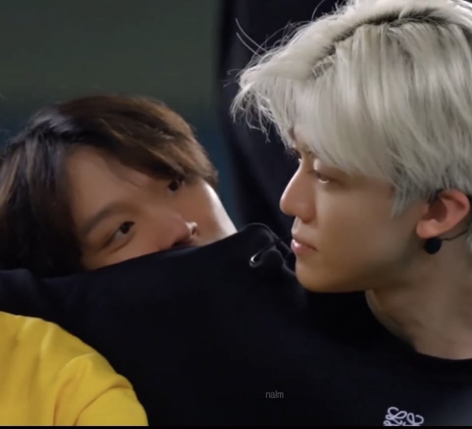haejjjuuu's tweet photo. 빼꼼 곰아지 https://t.co/nhF2ZNid9Q