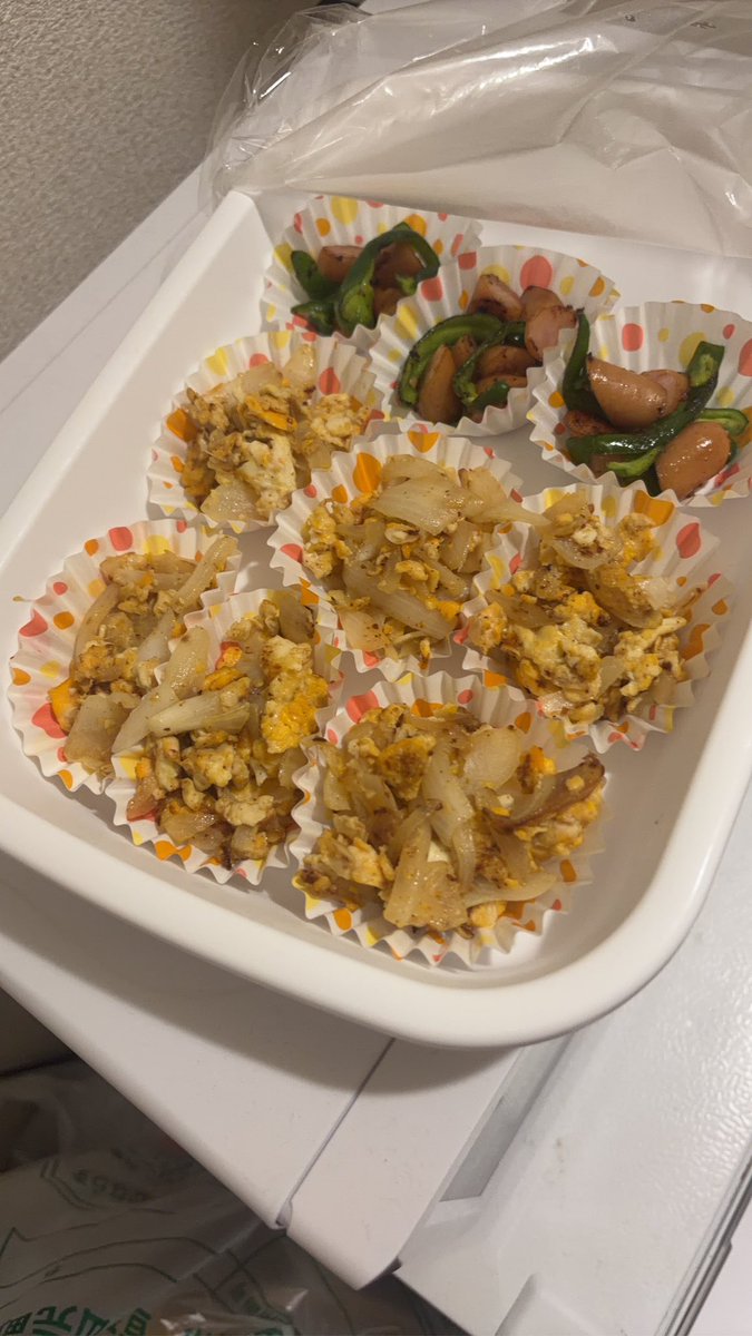 yuti___1026's tweet photo. 弁当のおかず飽きないように冷凍ストック🍱自炊楽しい https://t.co/bSf4ohw9a6
