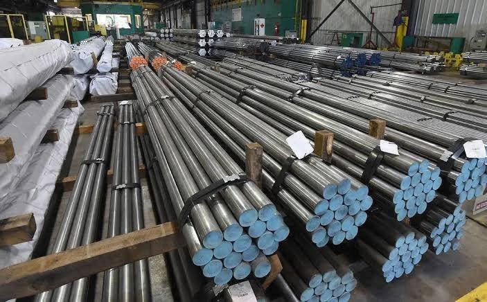 HuniPrince's tweet photo. Import substitution in motion! Sourcing #LocalSteel from #DISCO for major national projects like the #Gwayi_ShanganiLake has slashed prices from $1,200/ton to just $600/ton. #LocalProduction is conserving #Forex & speeding up #Infrastructure delivery. @Zim_Vision2030 @ZimGvt_NDS1 https://t.co/wfhkTULVVH