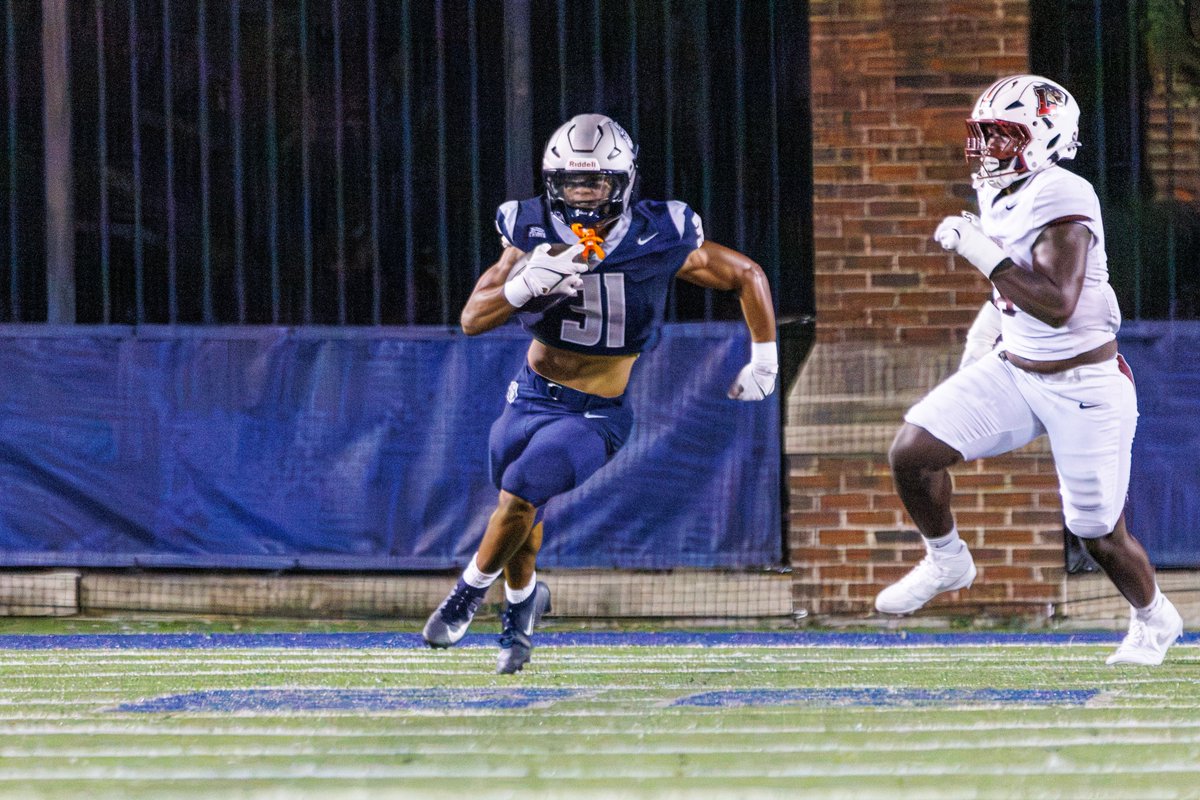 HoyasFB's tweet photo. ✌️ more sleeps until we are back on Cooper

#HoyaSaxa #HoyaBold #DefendTheDistrict #SISU https://t.co/7bS7aHDhUT