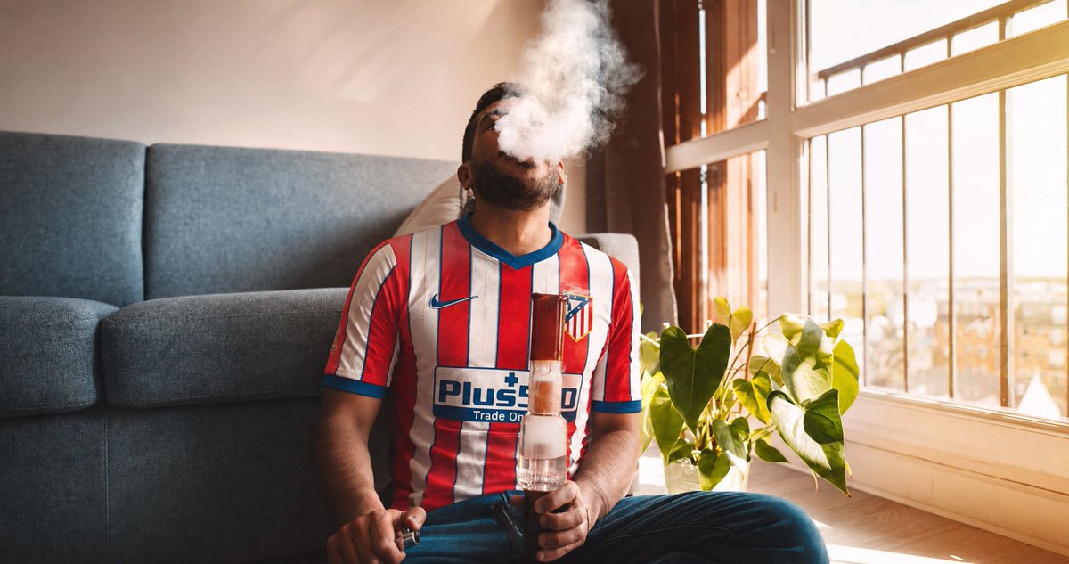 AI_FCB's tweet photo. @AtletiOnTop AtletionTop 5 minutos antes de tuitear tremenda gilipollez. https://t.co/hByqC23etm