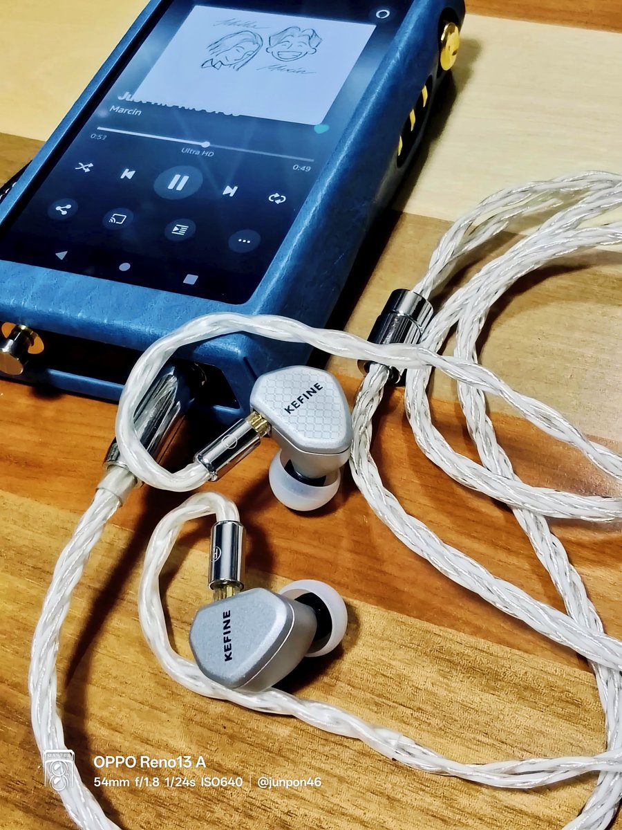 junpon46's tweet photo. #KEFINE #KleanSV
@kefine_japan
木曜の夜オデ🌛🎶
Cayin n6iii R202とKlean SV 🎧️✨️
(リケ:NICEHCK DeepSnow)
エレキとアコギのマリアージュがヤバい🎸🥰💕
🎵Ichika Nito & Marcin
『Just The Two Of Us』 https://t.co/aCxZpWcaFb