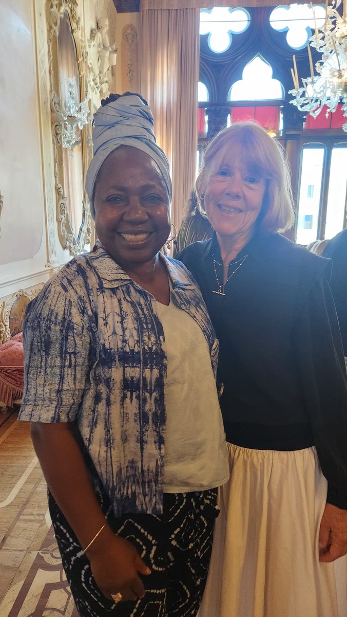 KahWalla's tweet photo. 2024: Gisèle Pelicot turned horror that had been visited upon her into courage &amp; strength.

She demanded her tormentors be heard in open court &amp; account for their crimes.

She transformed victimhood into power. 

Honored to meet her today. Straightforward, standing, fighting. https://t.co/gQfHPR13t4