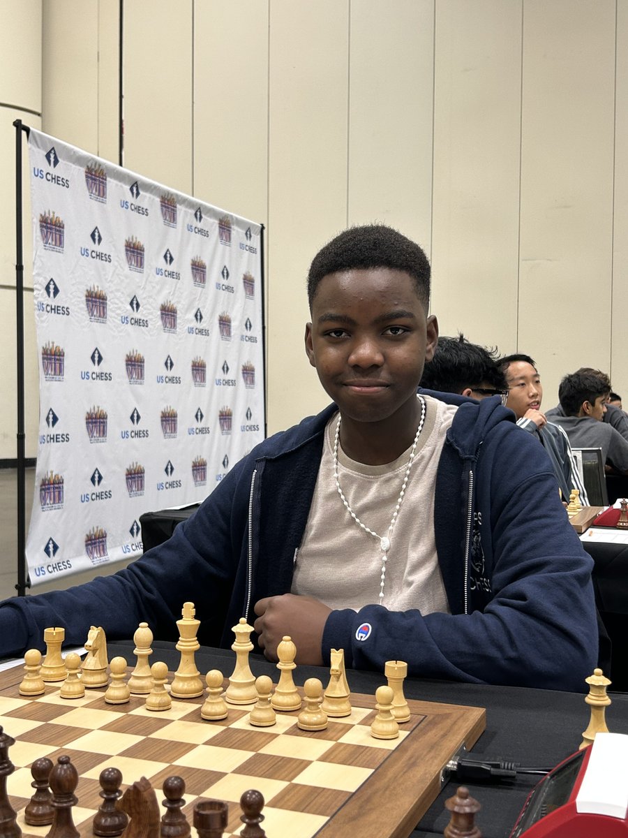 ChessKidcom's tweet photo. Happy 16th birtday to ChessKid star @TaniAdewumi 💚🌟 https://t.co/uYnnMD0MTo