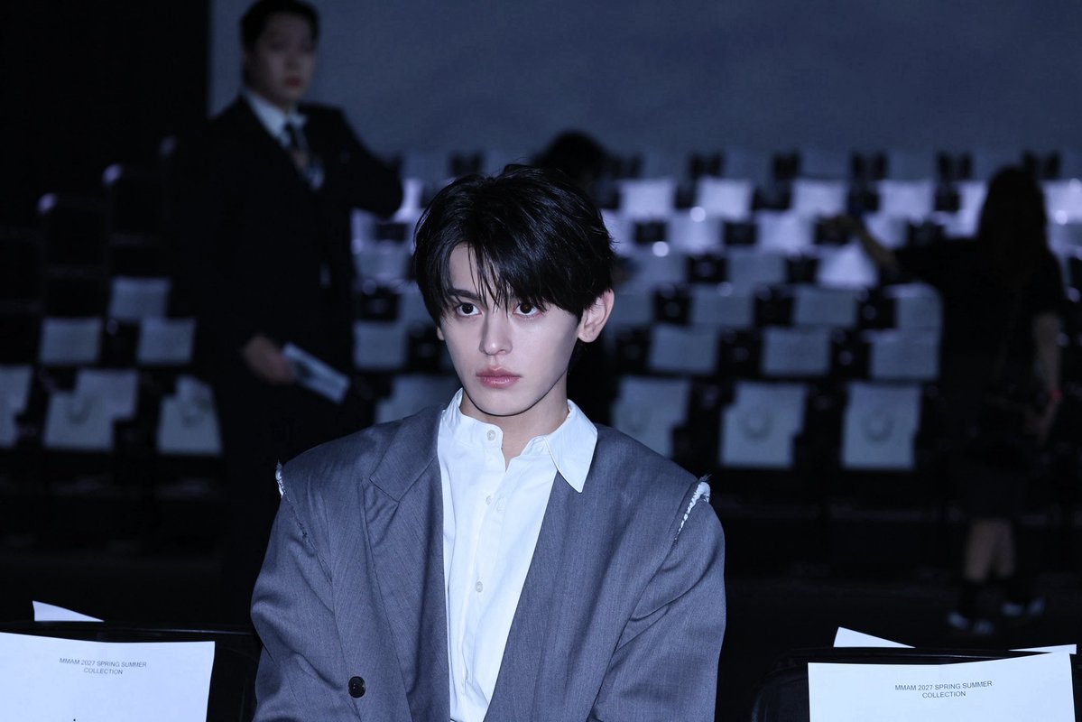 gennosuke_staff's tweet photo. MMAM at Seoul Fashion Week 2027 SS.

thank you so much🔥 https://t.co/njql3XYgcK