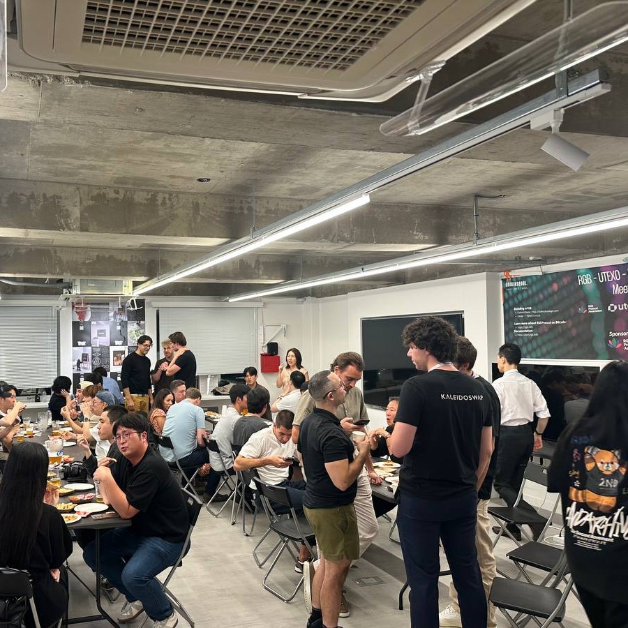 kaleidoswap's tweet photo. Origin Seoul just wrapped. 

🎤 Walter, Manuel, and Emile all spoke. Recordings coming soon.

The side event with @RGBAssociation and @utexocom confirmed interest in USDT returning to Bitcoin.

🤝 Thanks @ORIGINseoulBTC for having us. https://t.co/mAbkcE66qH